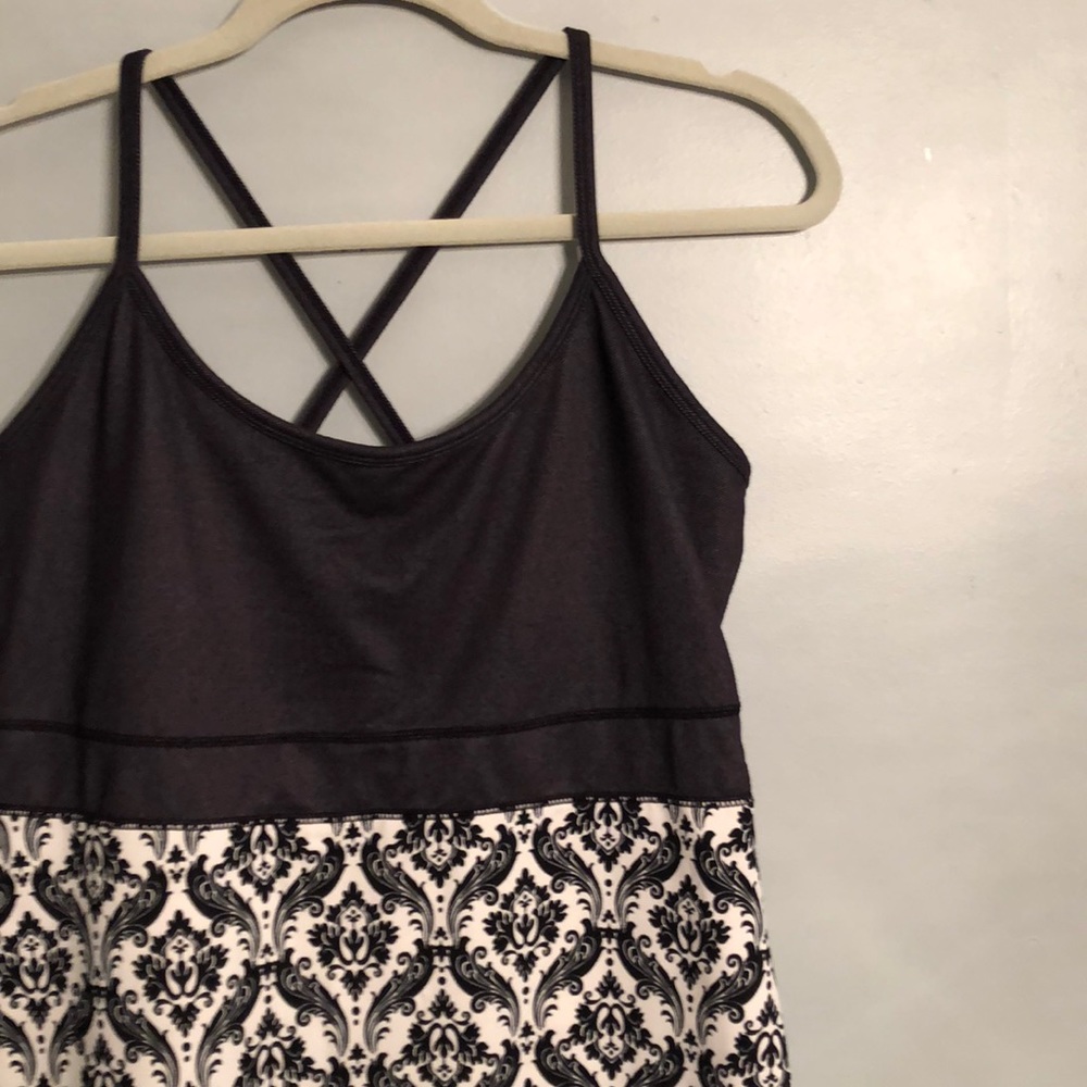 Soybu XL Workout Tank Top Black and White